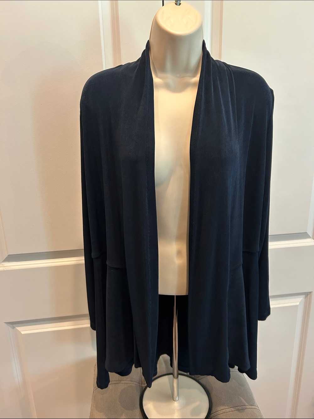 Chico’s travelers size 0 US S 4/6 Open Front Navy Women’s Cardigan Sweater GUC